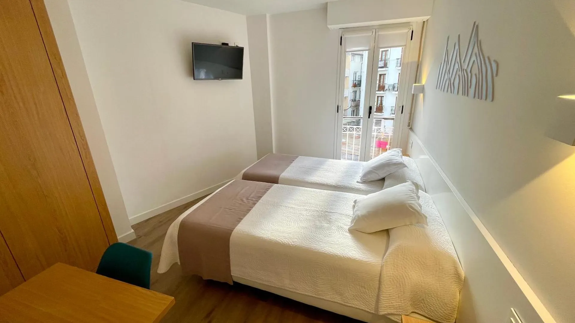 Pension Txiki Polit Zarautz Guest house